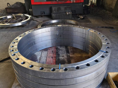 Flange manufacturers